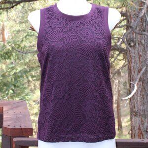 Gap Sleeveless Lace Front Top